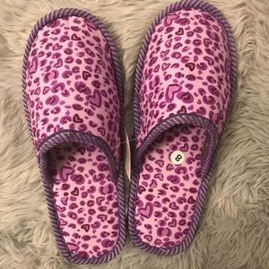 BNWOT Purple Leopard Print Spa Slippers
